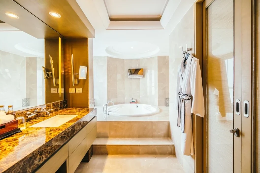 How Can You Upgrade Your Bathroom With a Luxurious Touch?
